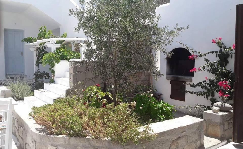 Thalassitra Village Hotel Adamantas  Exterior photo